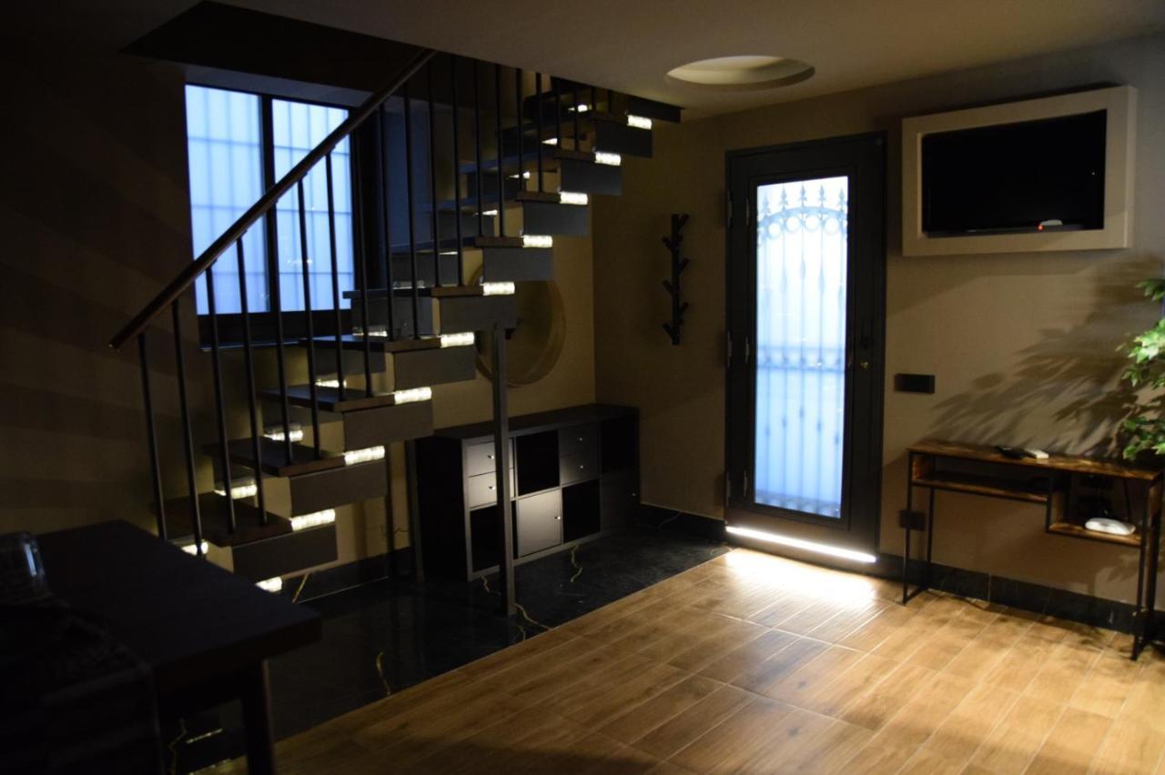 Rebecca House Suites Катания Экстерьер фото