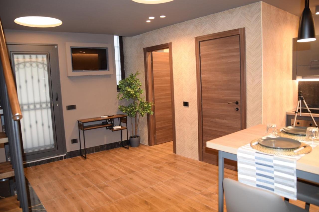 Rebecca House Suites Катания Экстерьер фото